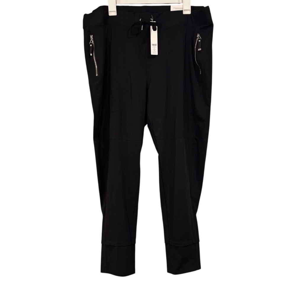 Chicos Zenergy Seam Detail Stretch Black Pants Size US 16/18 Women’s NWT
